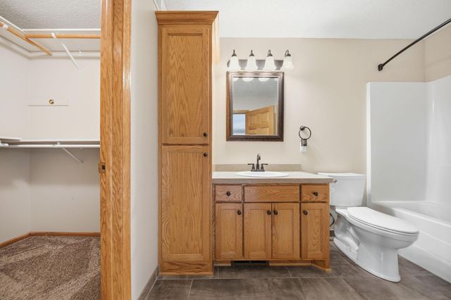7748 Lamont Avenue NE, Otsego, MN 55301