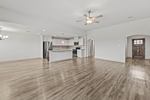 108 W Eli Chandler ST, Blanco, TX 78606