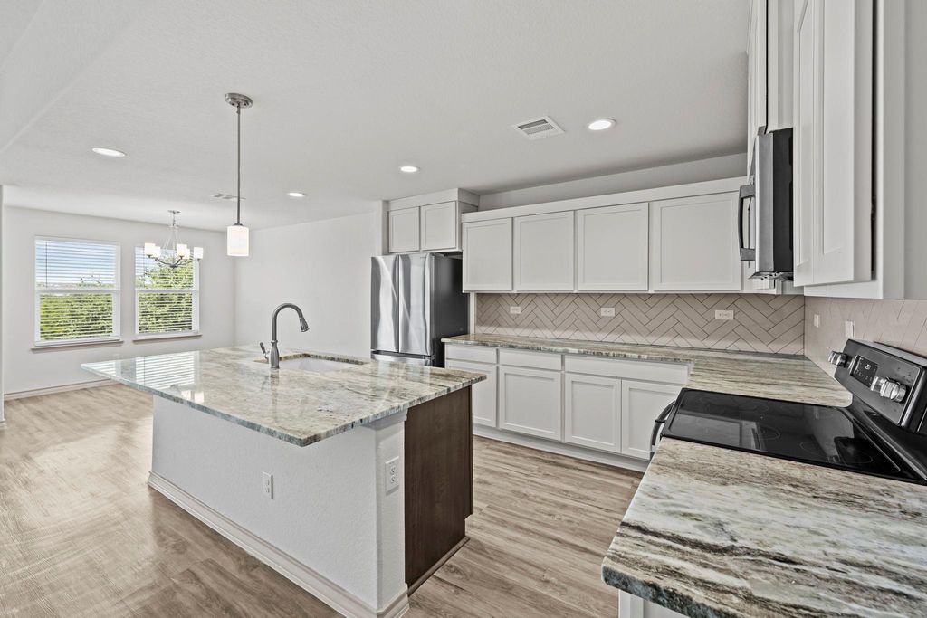108 W Eli Chandler ST, Blanco, TX 78606