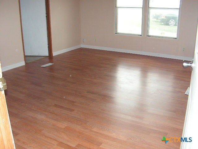 106 Gbrv Loop, Canyon Lake, TX 78133