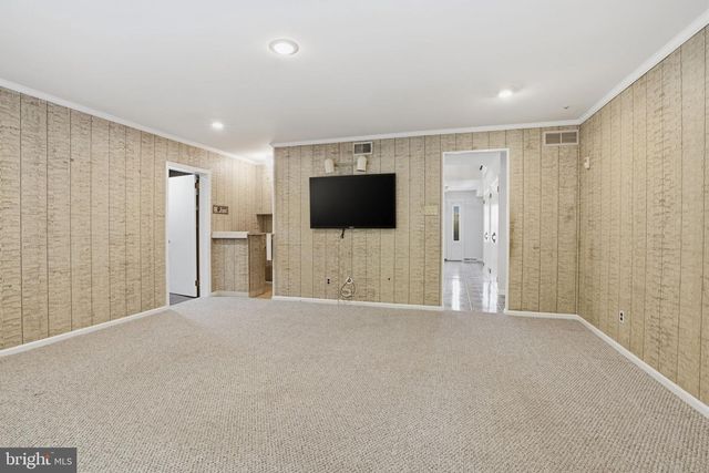 1840 NICHOLAS DR, Huntingdon Valley, PA 19006