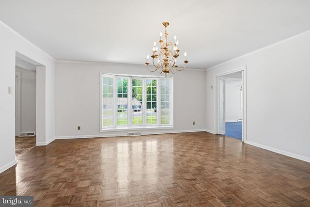 1840 NICHOLAS DR, Huntingdon Valley, PA 19006