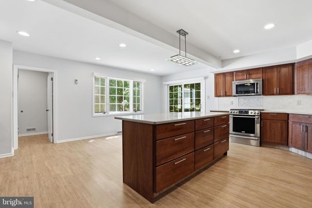 1840 NICHOLAS DR, Huntingdon Valley, PA 19006