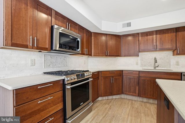1840 NICHOLAS DR, Huntingdon Valley, PA 19006
