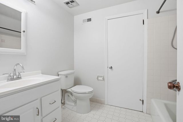 1840 NICHOLAS DR, Huntingdon Valley, PA 19006