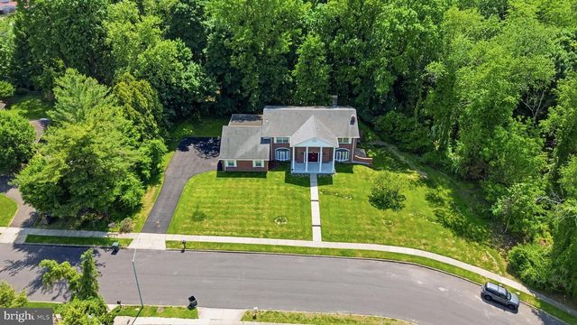 1840 NICHOLAS DR, Huntingdon Valley, PA 19006