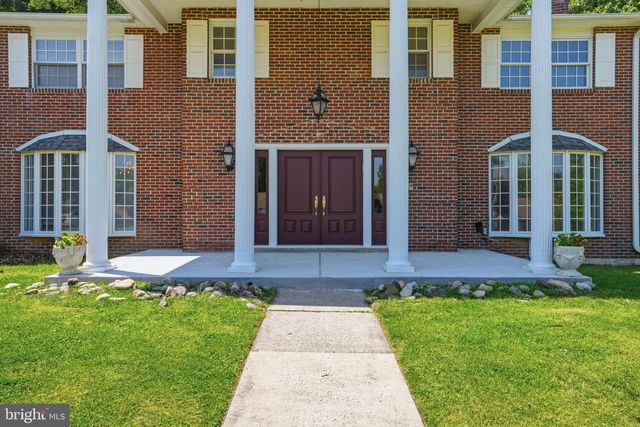 1840 NICHOLAS DR, Huntingdon Valley, PA 19006
