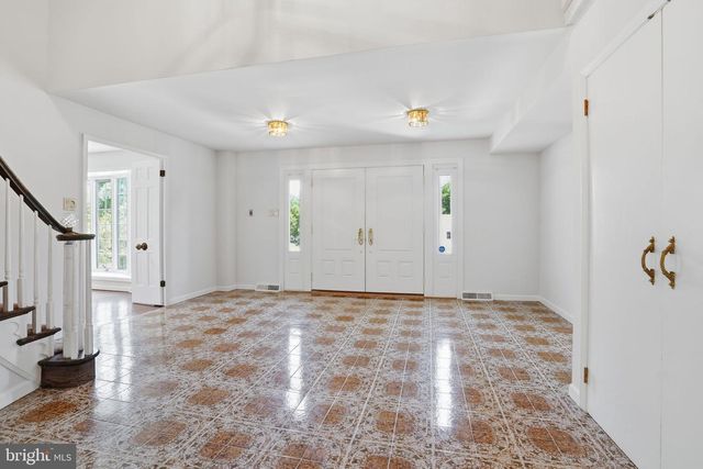 1840 NICHOLAS DR, Huntingdon Valley, PA 19006