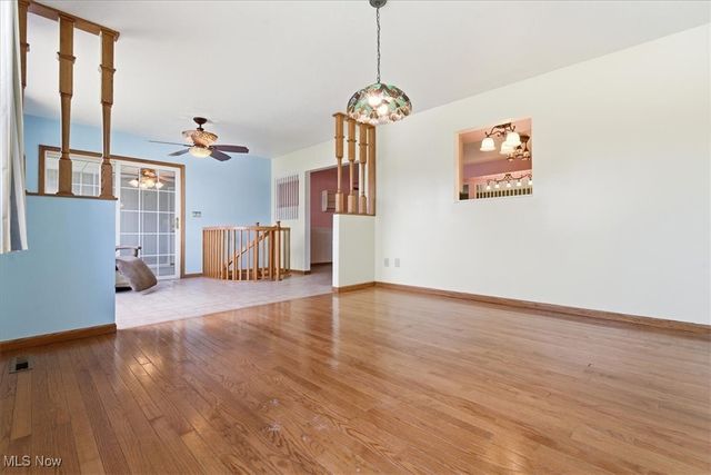 20 Mustang Acres, Parkersburg, WV 26104