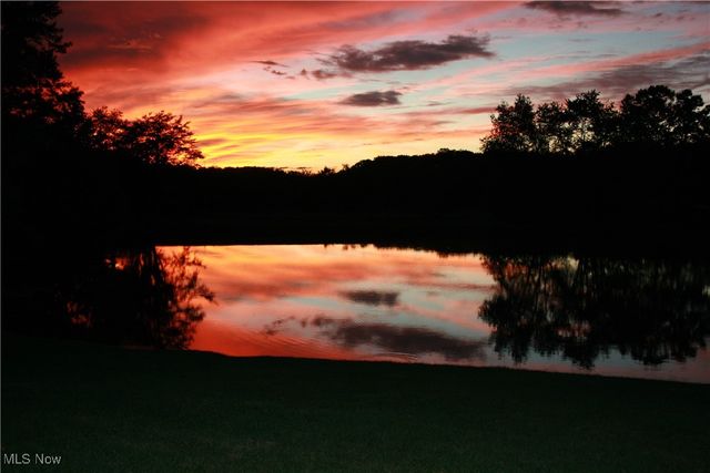 20 Mustang Acres, Parkersburg, WV 26104