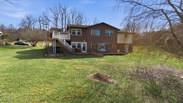 20 Mustang Acres, Parkersburg, WV 26104