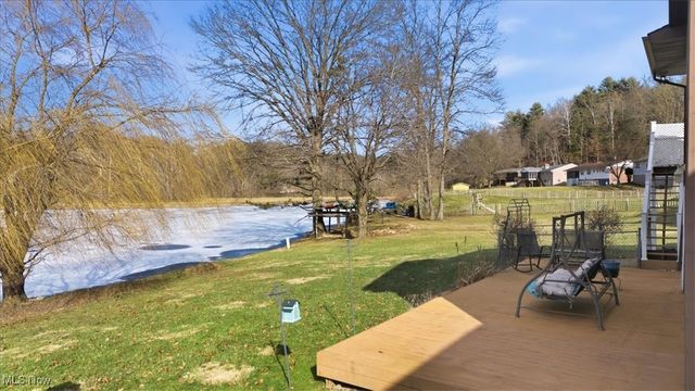 20 Mustang Acres, Parkersburg, WV 26104