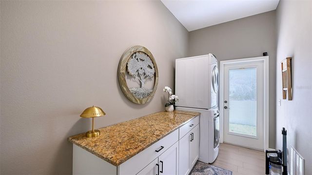 16736 4TH AVENUE NE, Bradenton, FL 34212