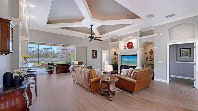 16736 4TH AVENUE NE, Bradenton, FL 34212