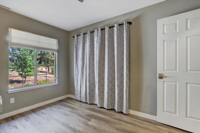 10971 Juanita Ct, Grass Valley, CA 95949