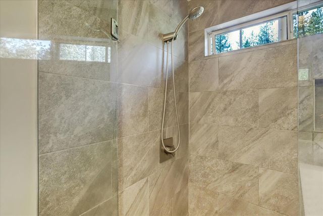 10971 Juanita Ct, Grass Valley, CA 95949