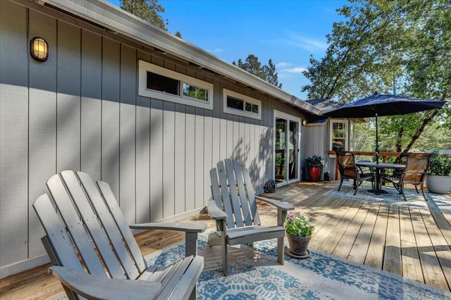 10971 Juanita Ct, Grass Valley, CA 95949