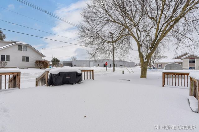 544 Homestead Avenue, Holland City, MI 49423