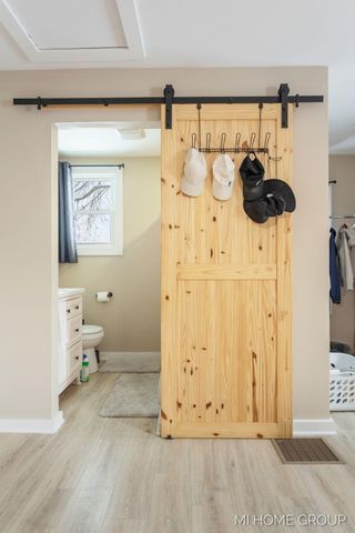 544 Homestead Avenue, Holland City, MI 49423