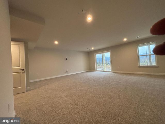 2646 TISBURY LN, Downingtown, PA 19335