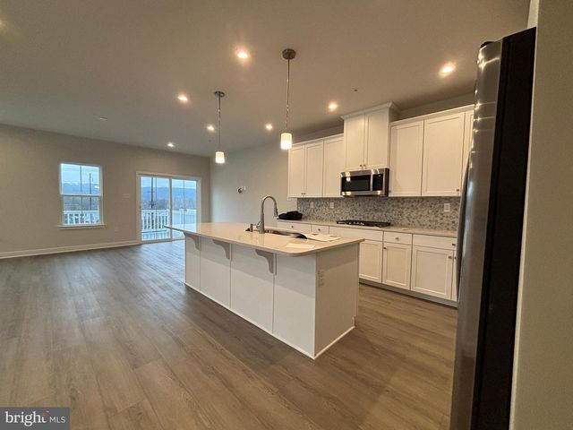 2646 TISBURY LN, Downingtown, PA 19335