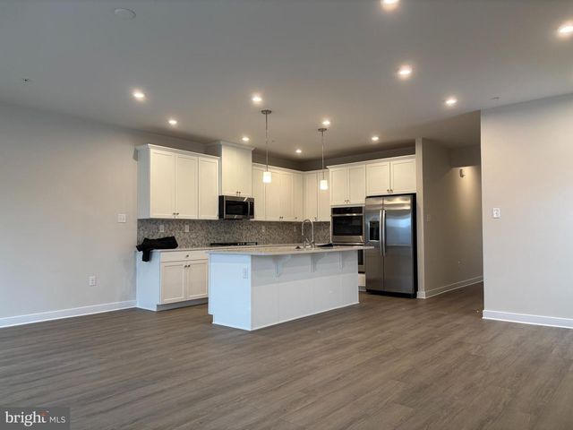 2646 TISBURY LN, Downingtown, PA 19335