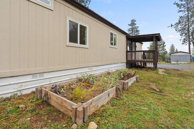35312 N Newport Hwy, Chattaroy, WA 99003
