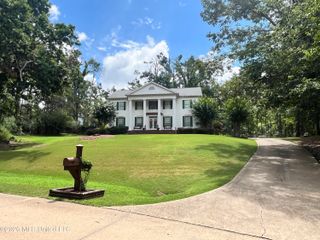 787 Shady Oaks Circle, Oxford, MS 38655