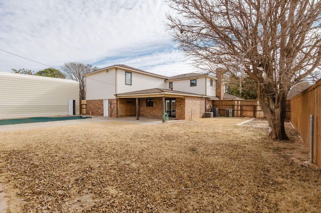 2508 N 4th Street, Tahoka, TX 79373