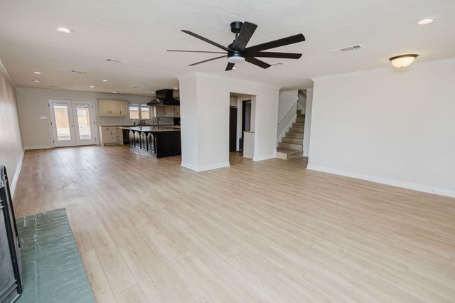 2508 N 4th Street, Tahoka, TX 79373