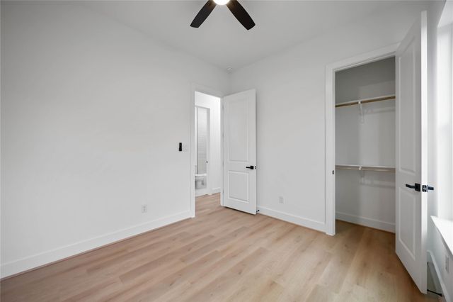 4430 Knoxville Street A-B, Houston, TX 77051