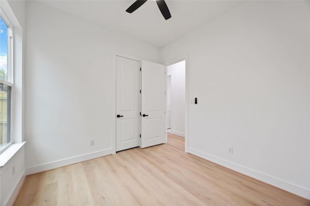 4430 Knoxville Street A-B, Houston, TX 77051