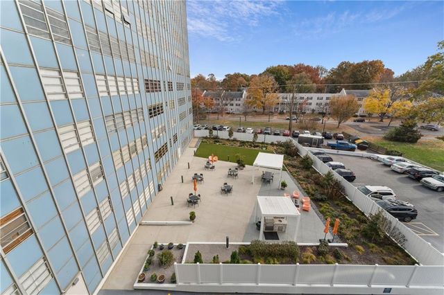 333 W Meyer Boulevard 504, Kansas City, MO 64113