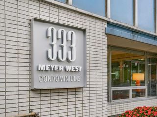 333 W Meyer Boulevard 504, Kansas City, MO 64113