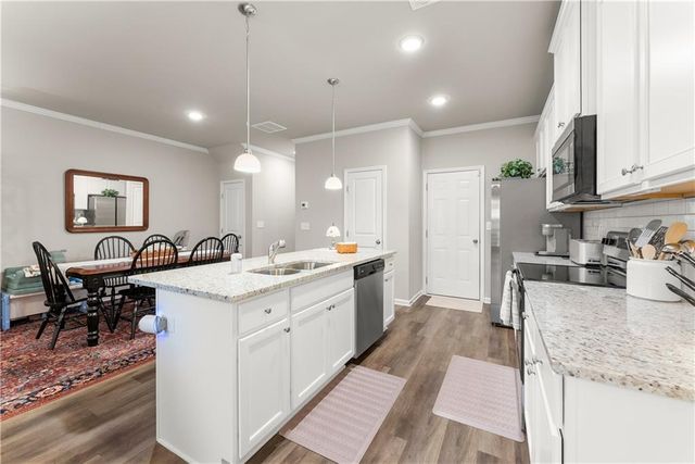 5124 FOX DEN Road, Oakwood, GA 30566