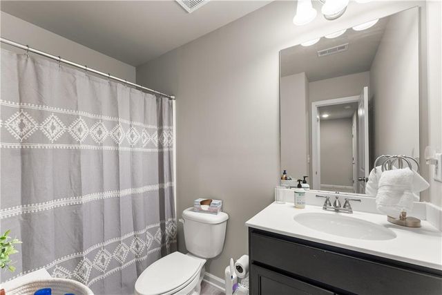 5124 FOX DEN Road, Oakwood, GA 30566