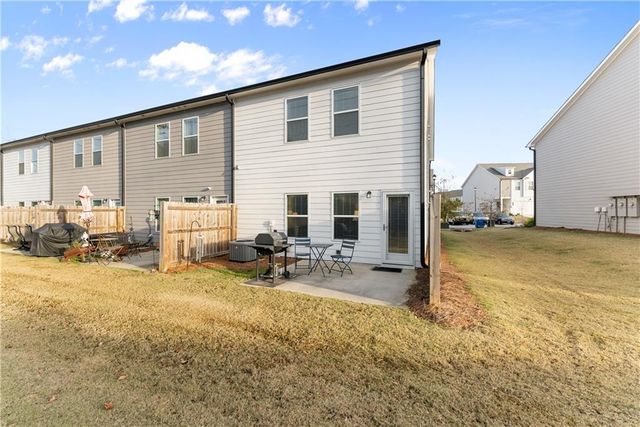 5124 FOX DEN Road, Oakwood, GA 30566