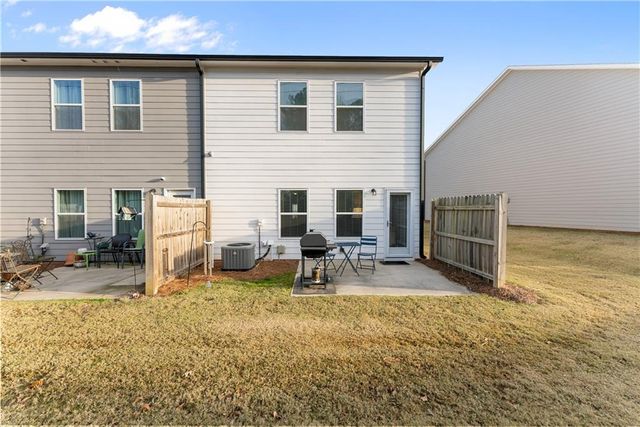 5124 FOX DEN Road, Oakwood, GA 30566