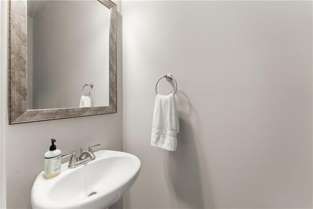 5124 FOX DEN Road, Oakwood, GA 30566