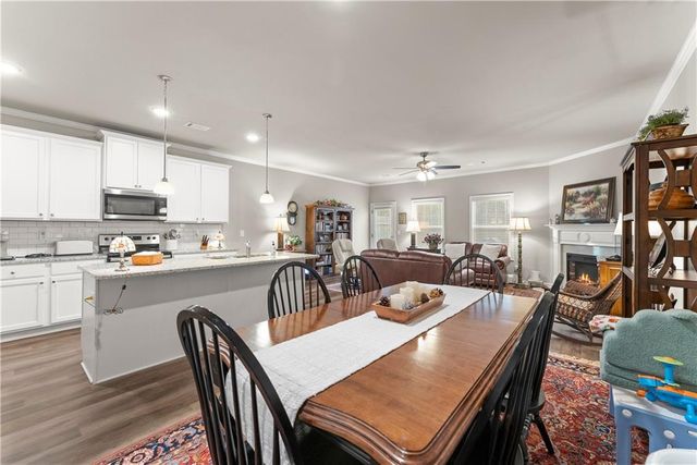 5124 FOX DEN Road, Oakwood, GA 30566