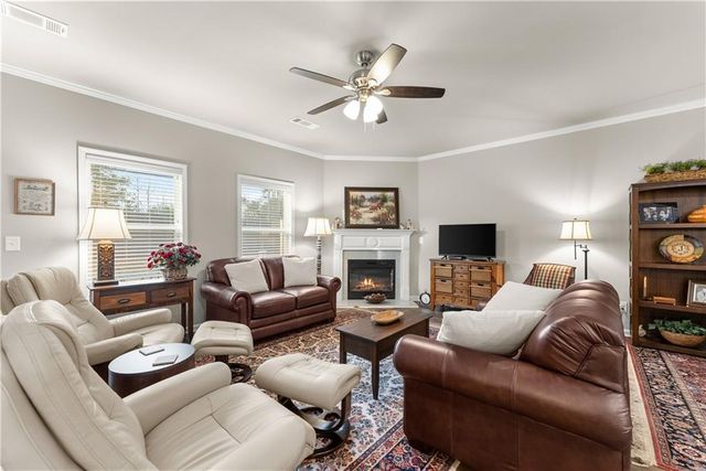 5124 FOX DEN Road, Oakwood, GA 30566