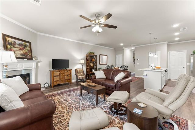 5124 FOX DEN Road, Oakwood, GA 30566