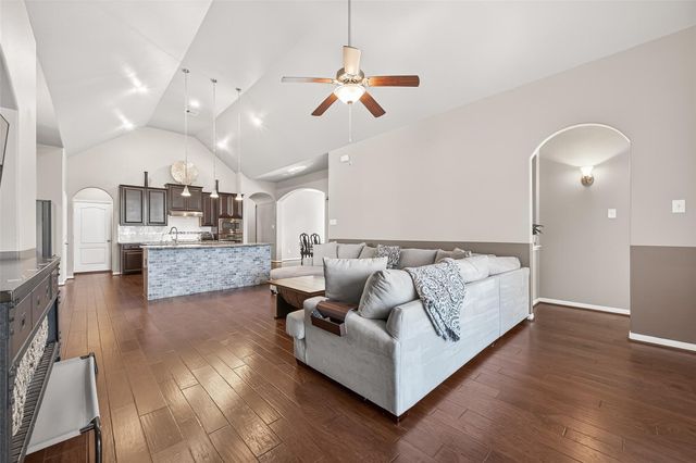 22811 Wild Heather Drive, Tomball, TX 77375