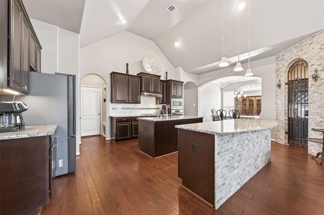 22811 Wild Heather Drive, Tomball, TX 77375