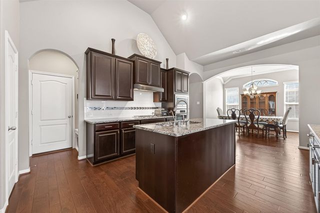 22811 Wild Heather Drive, Tomball, TX 77375