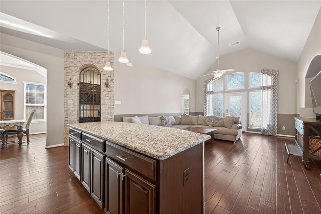 22811 Wild Heather Drive, Tomball, TX 77375