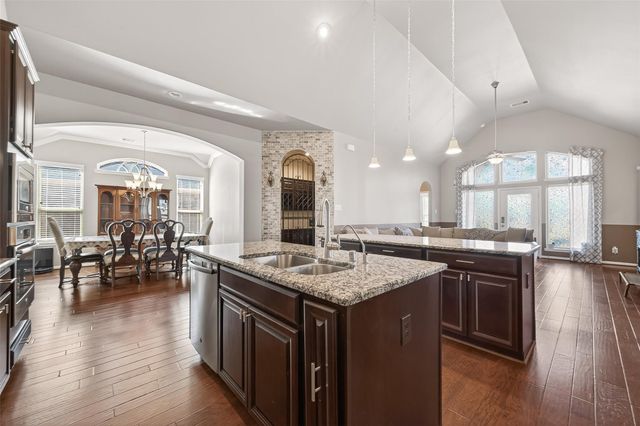 22811 Wild Heather Drive, Tomball, TX 77375