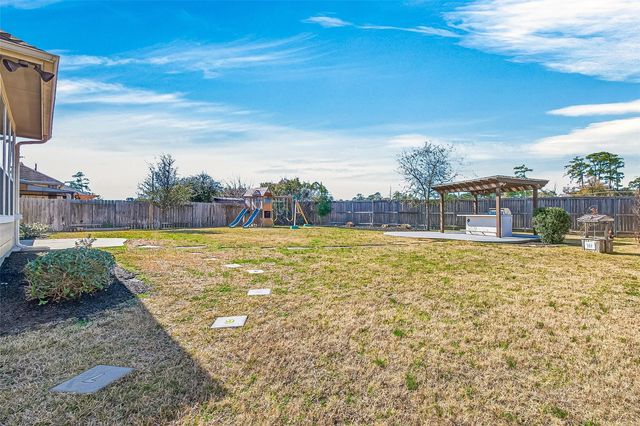 22811 Wild Heather Drive, Tomball, TX 77375