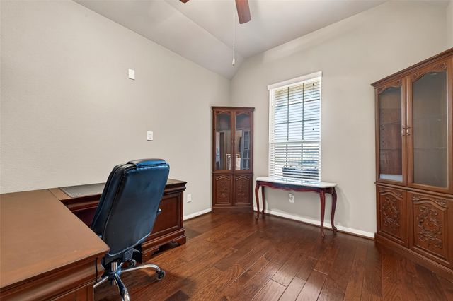 22811 Wild Heather Drive, Tomball, TX 77375