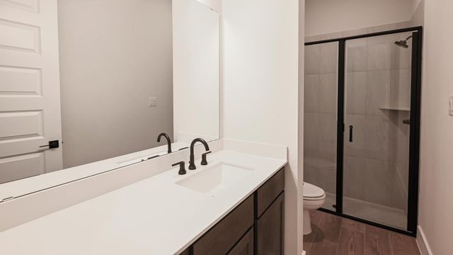 246 Melody RD, Lockhart, TX 78644